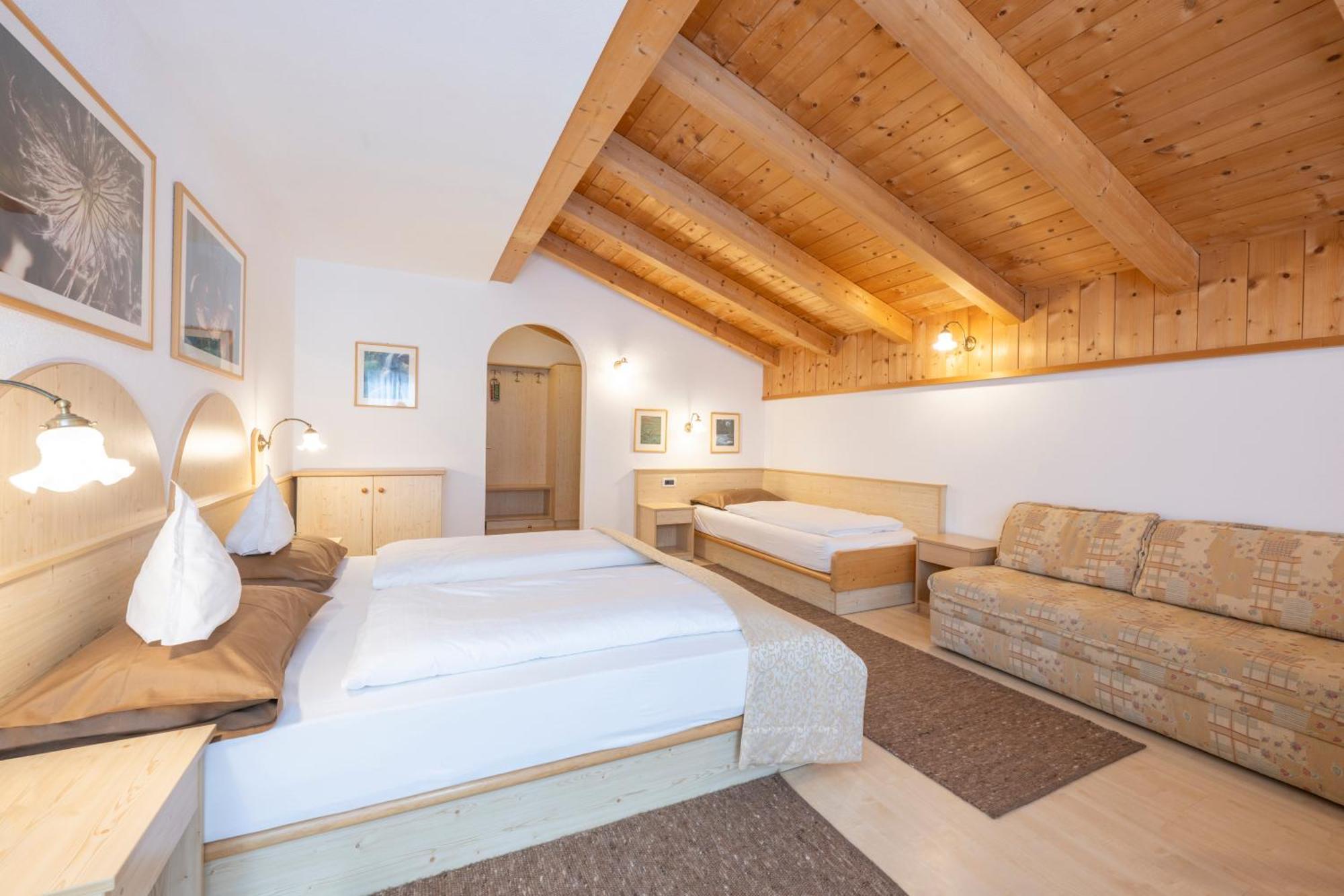 Hotel La Stua San Cassiano  Esterno foto