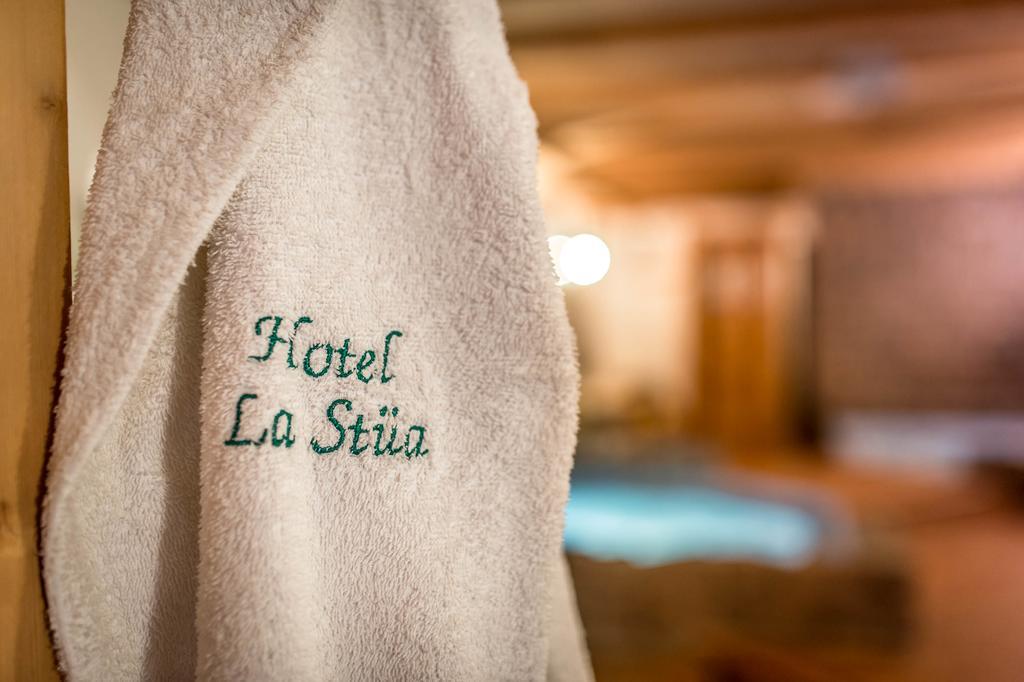 Hotel La Stua San Cassiano  Esterno foto