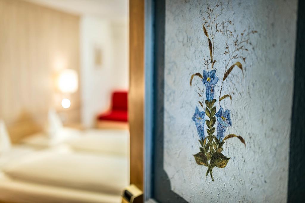 Hotel La Stua San Cassiano  Esterno foto
