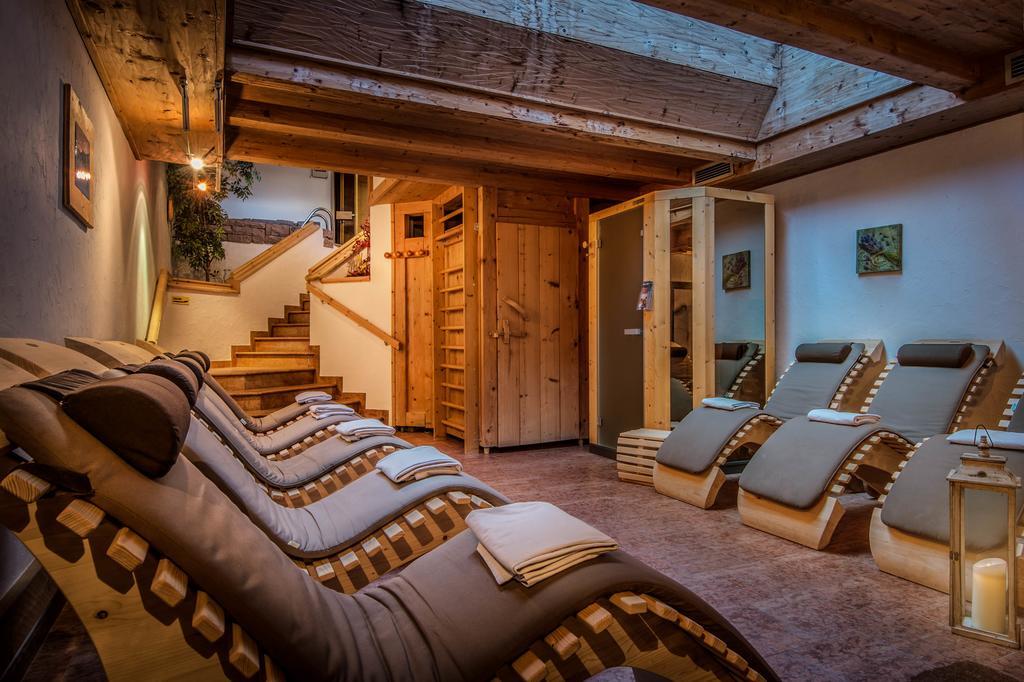 Hotel La Stua San Cassiano  Esterno foto