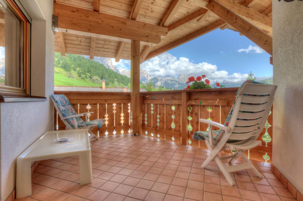 Hotel La Stua San Cassiano  Esterno foto