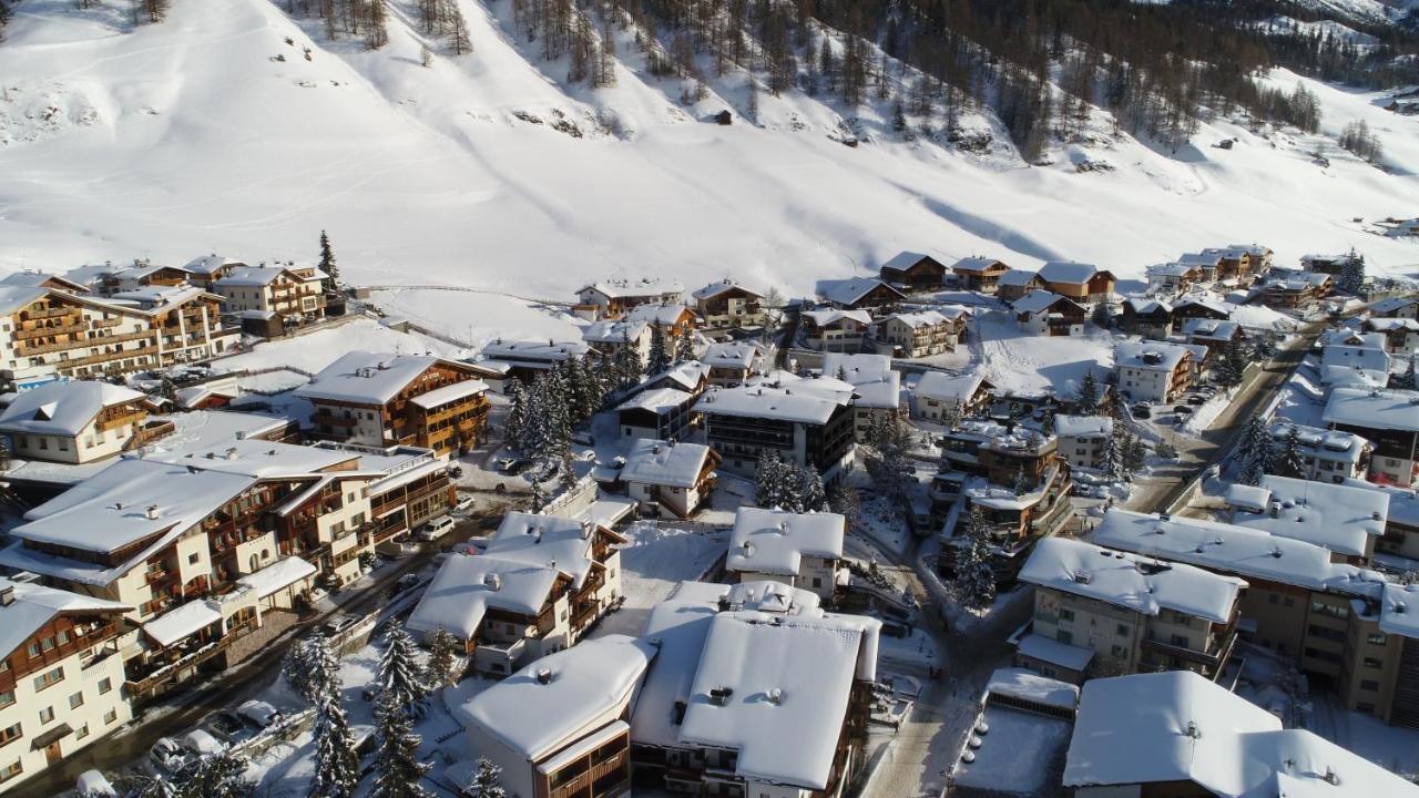 Hotel La Stua San Cassiano  Esterno foto